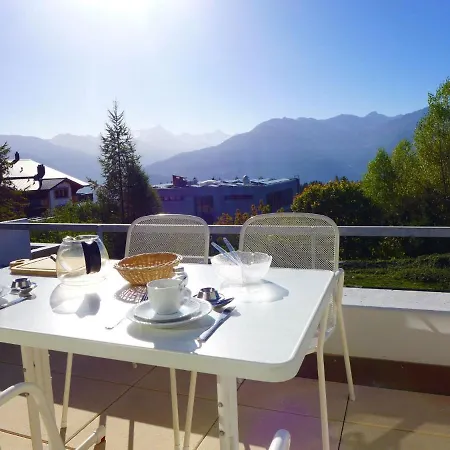 Jeanne D'arc Apt- B-11 By Interhome