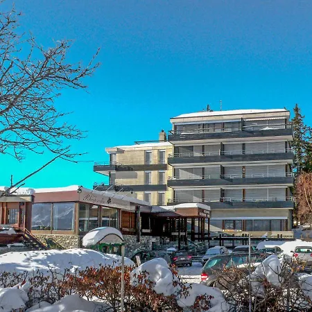 Jeanne D'arc Apt- B-11 By Interhome